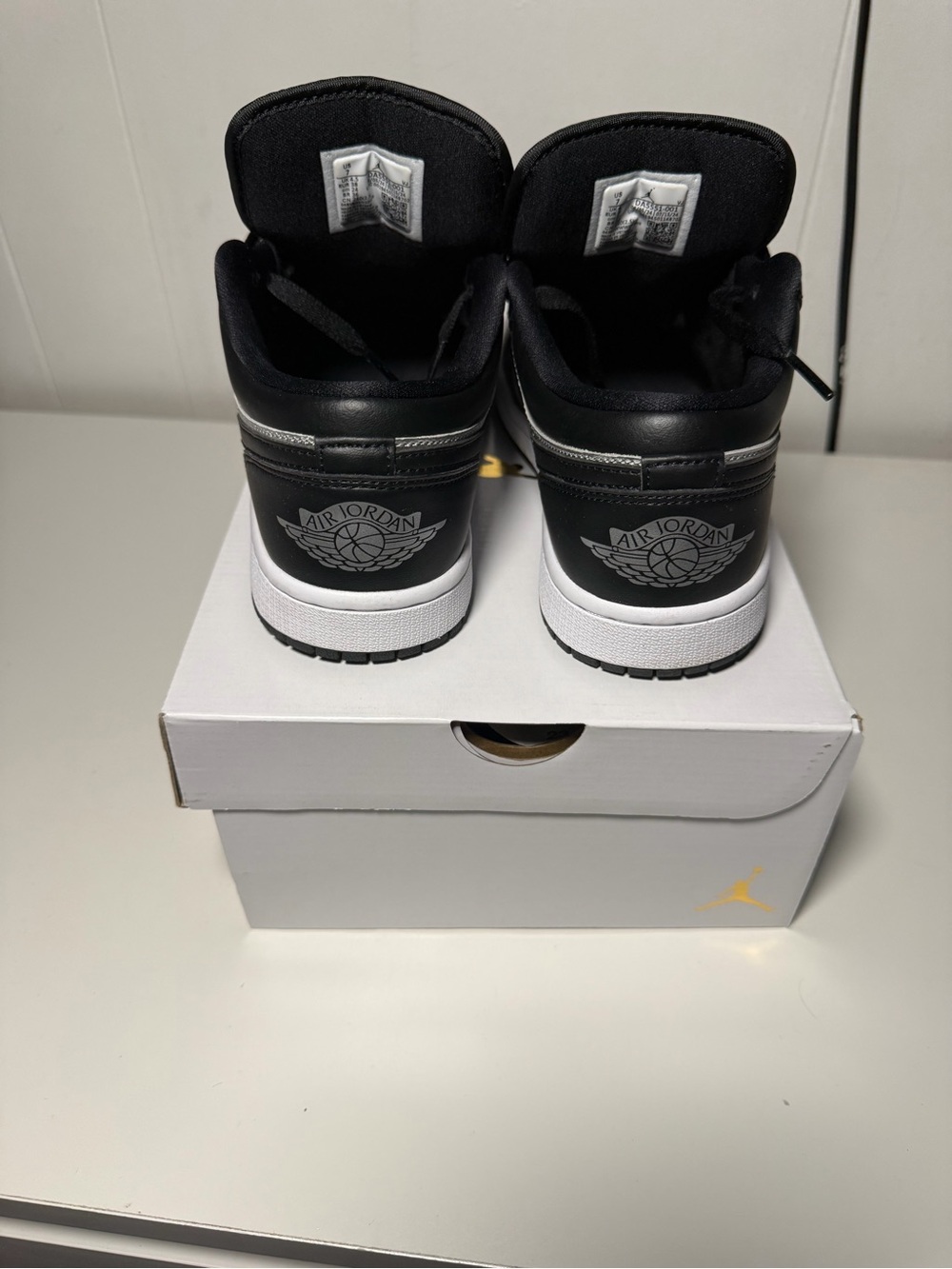 Nike Air Jordan 1 Low - Black & Metallic Silver - Picture 4 of 6